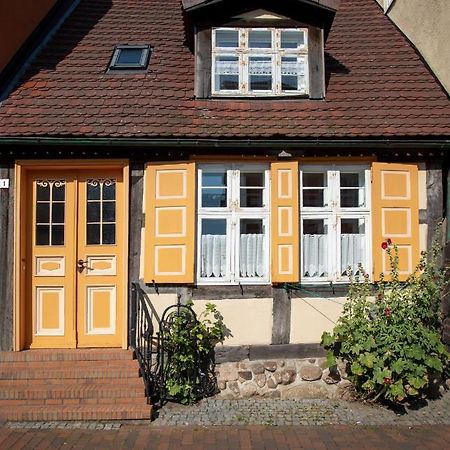 Historisches Fischerhäuschen Ribnitz-Damgarten Exterior foto